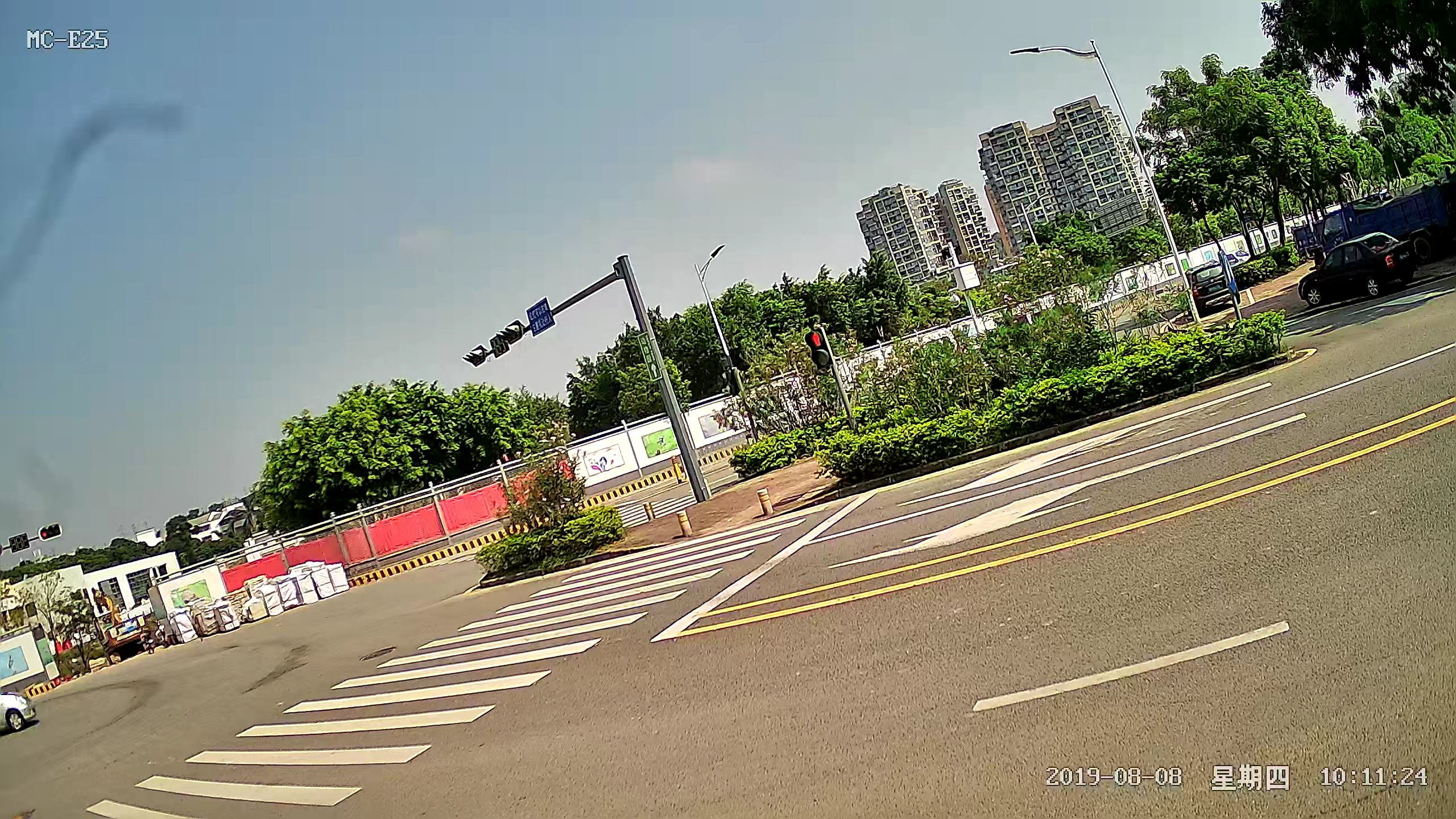 1566440208956364.jpg e25白天图片.jpg